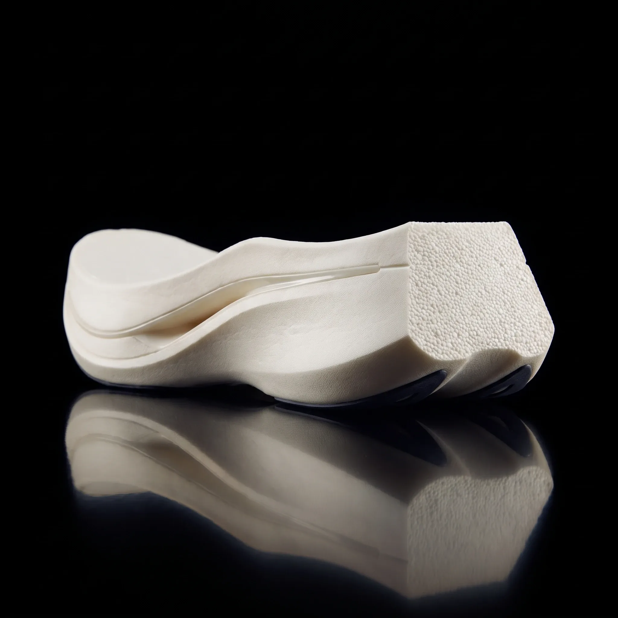 Supercritical foam core